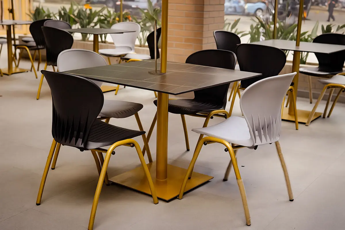 Mobiliario para cafetería