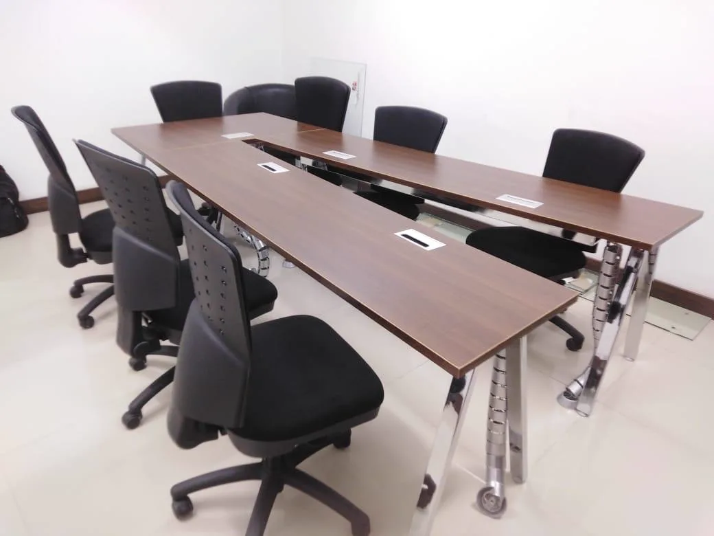 Escritorio corporativo fabricado por Kiel